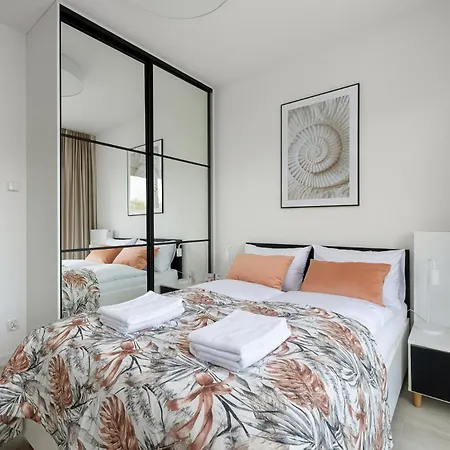 Seaside Nadmorskie Tarasy Kolobrzeg- Basen & Sauna & Jacuzzi & Fitness & Parking W Cenie Pobytu Apartment *